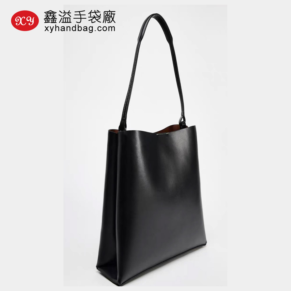 2025新品女装极简主义包